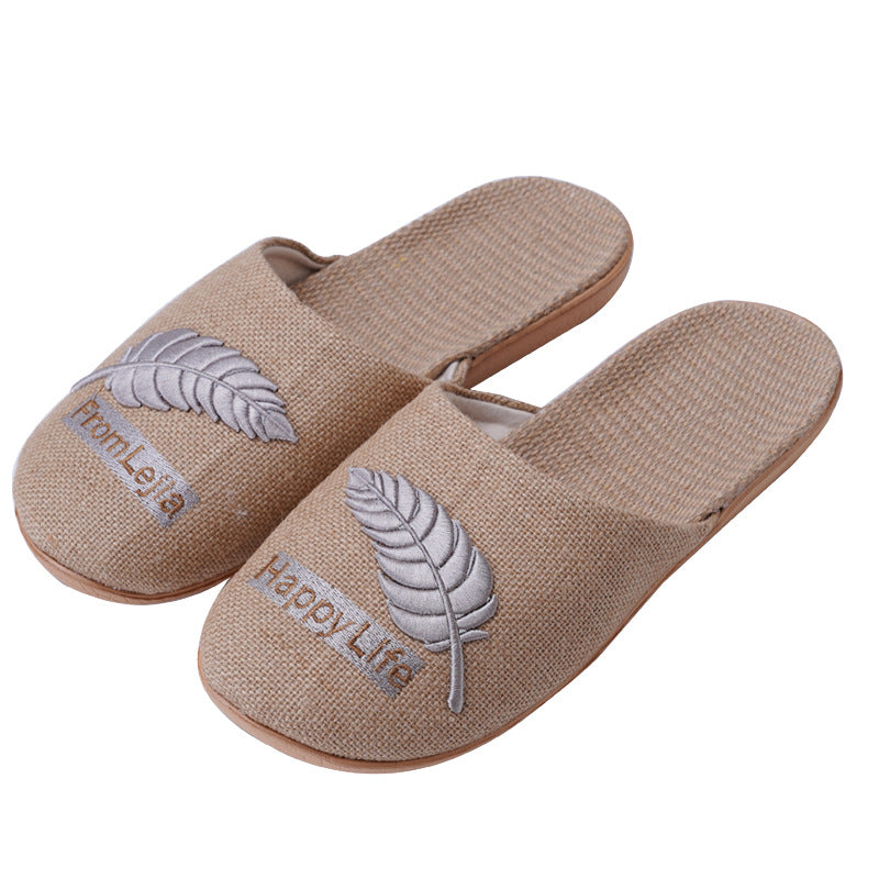 15 Slippers #24060104