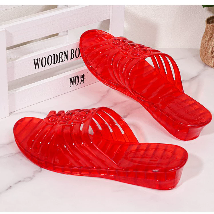 15 Slippers #25040201