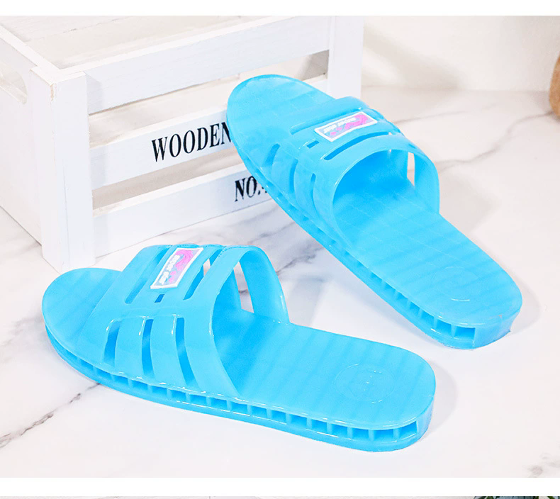 15 Slippers #25040201
