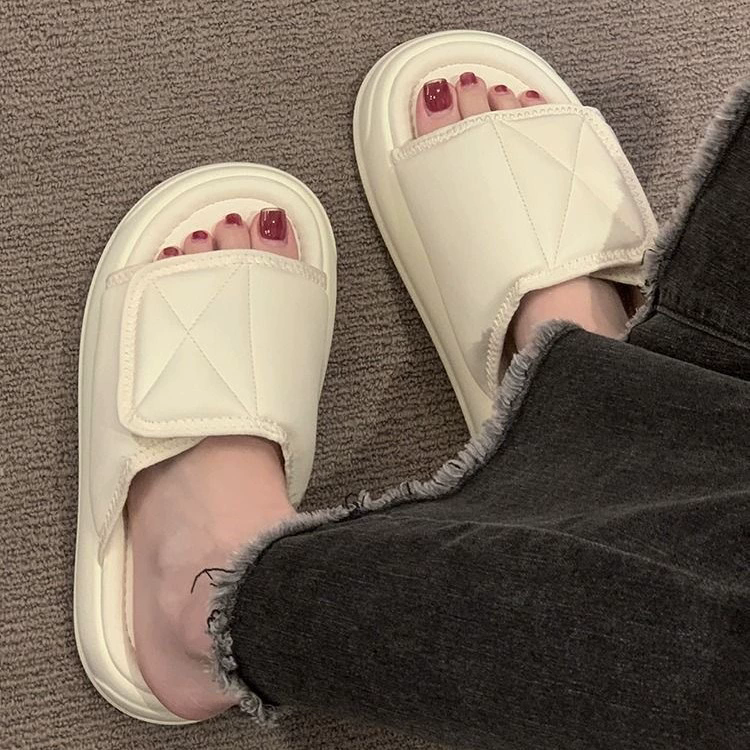 Slippers #25051505