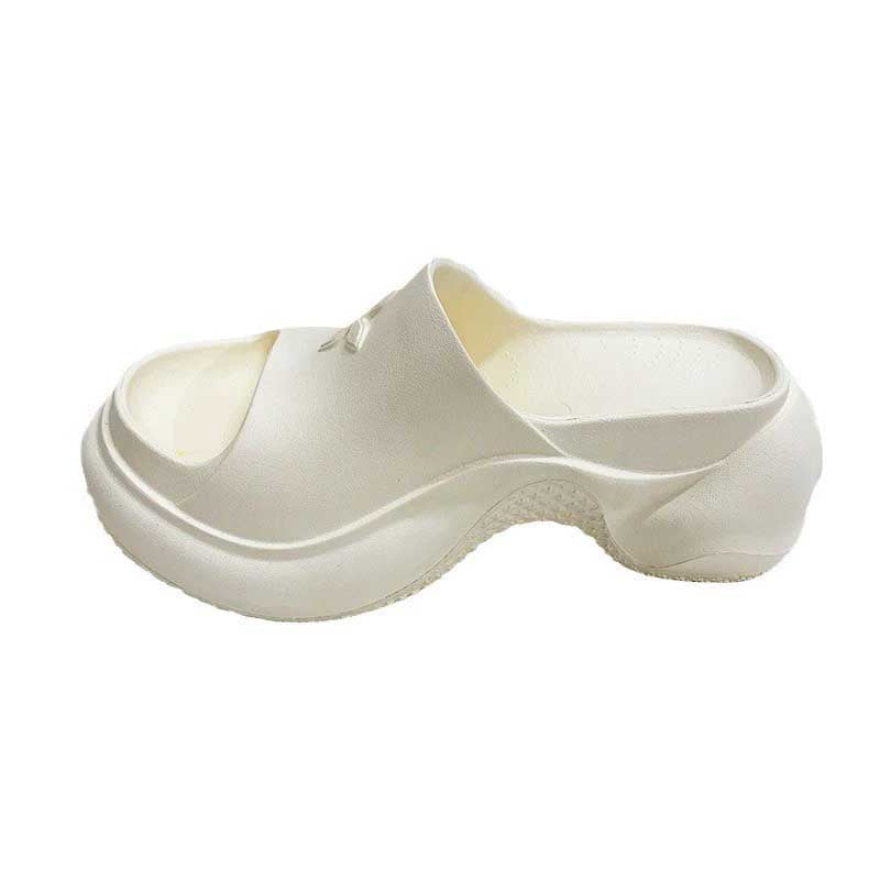Slippers #26022502
