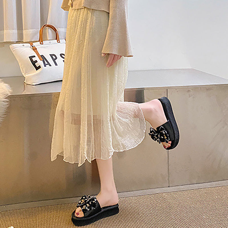 15 Slippers #23121502