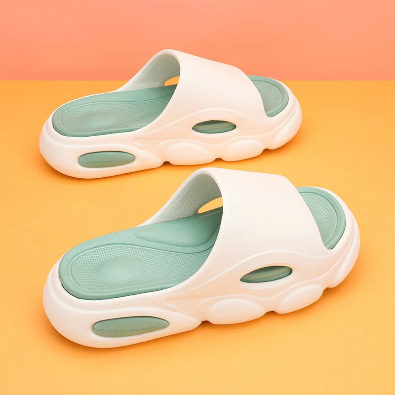 15 Slippers #24072403