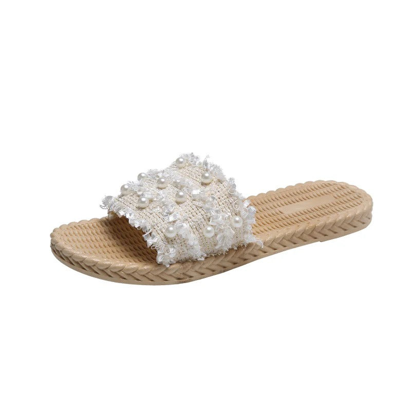 15 Slippers #24052902