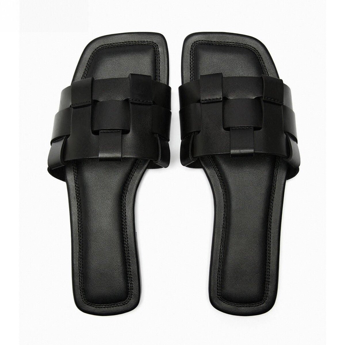 15 Slippers #24042501