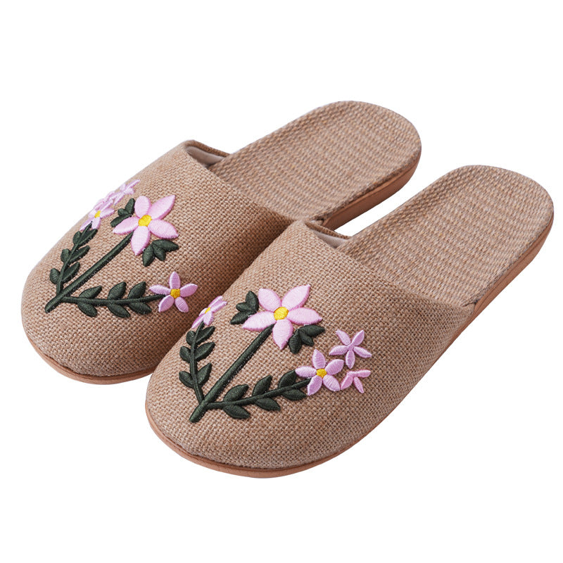 15 Slippers #24060104
