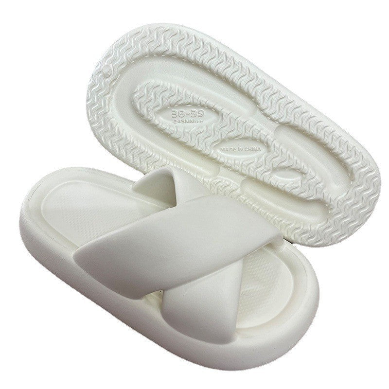 15 Slippers #23121601