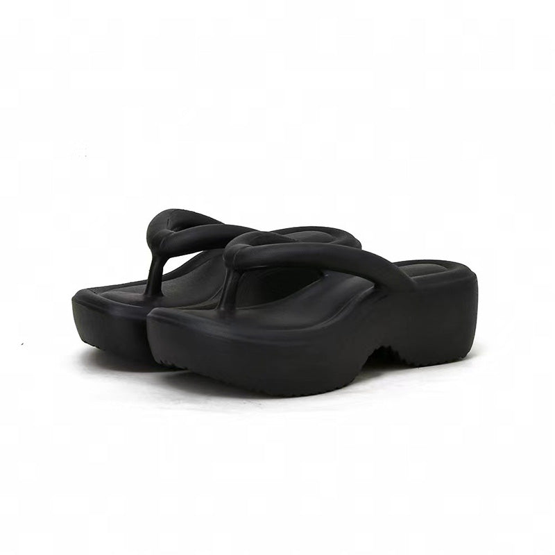 15 Slippers #23121404