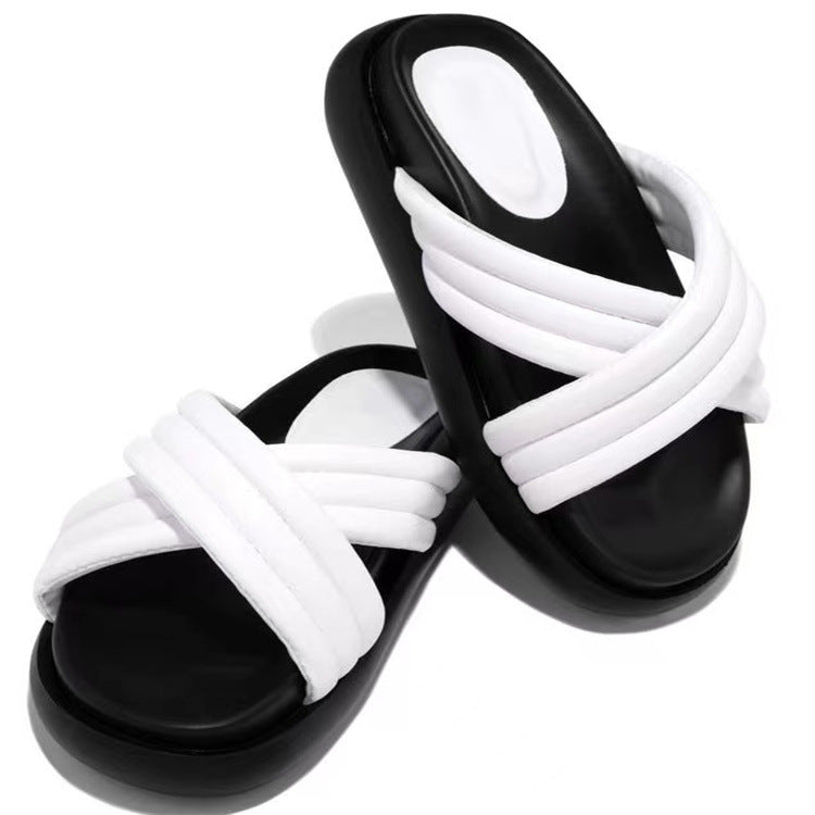 15 Slippers #24092406