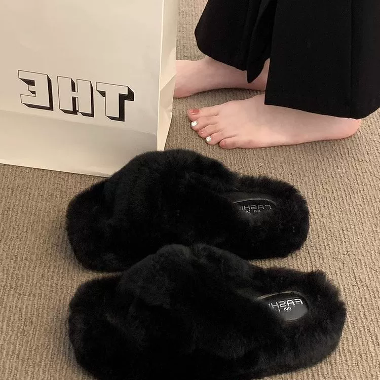 Slippers #25092708 With box