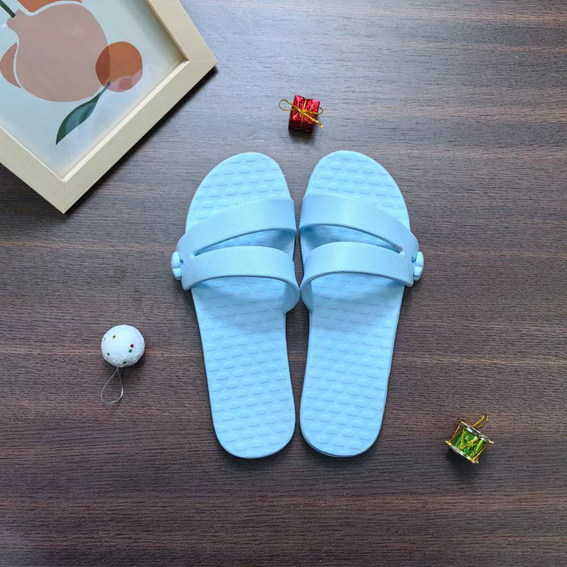 15 Slippers #25022403