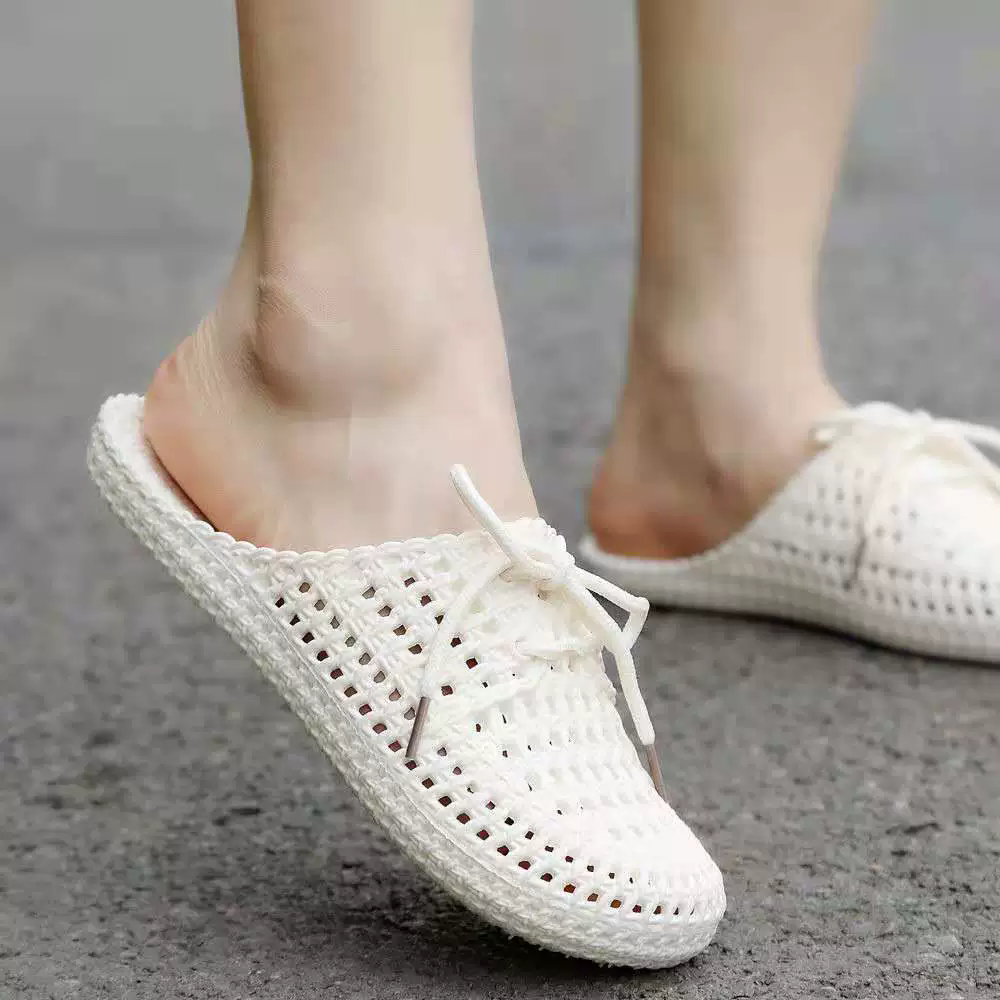 15 Slippers #25040202