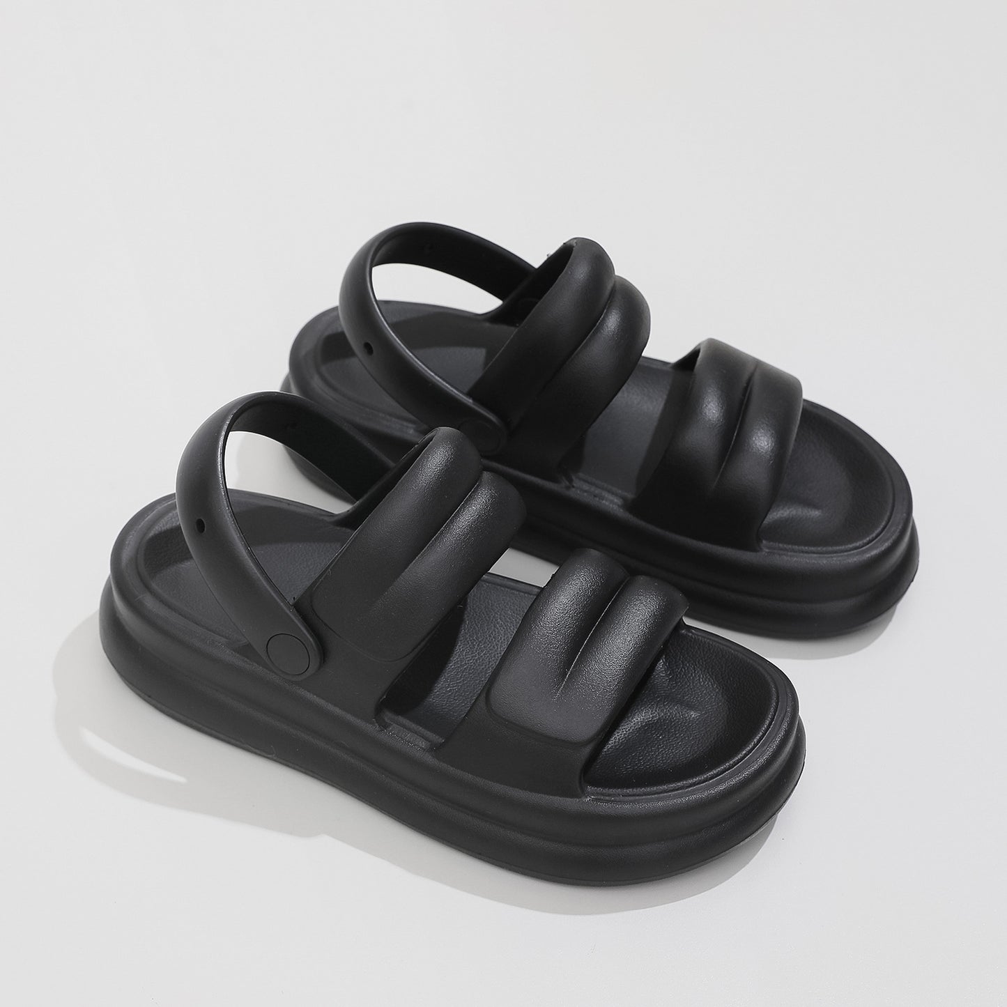 15 Slippers #24011402