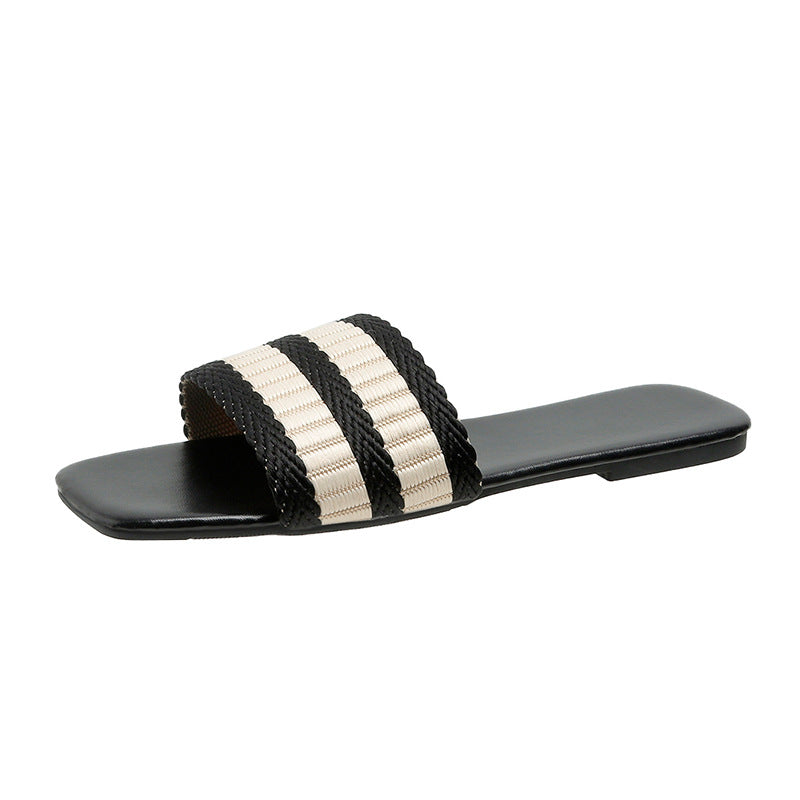 15 Slippers #23121505
