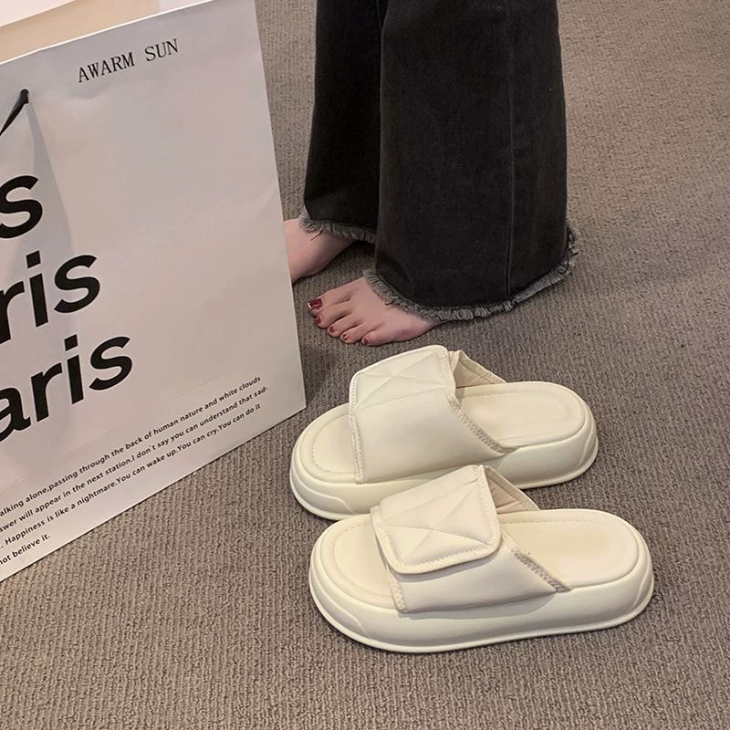 Slippers #25051505