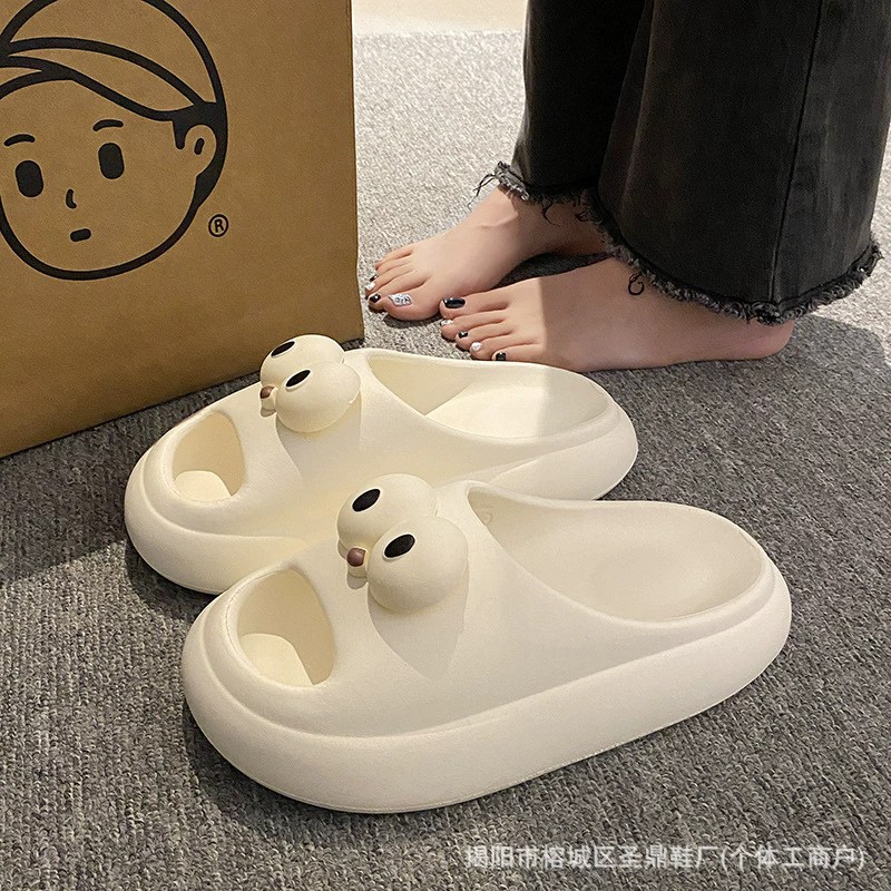 15 Slippers #25030101