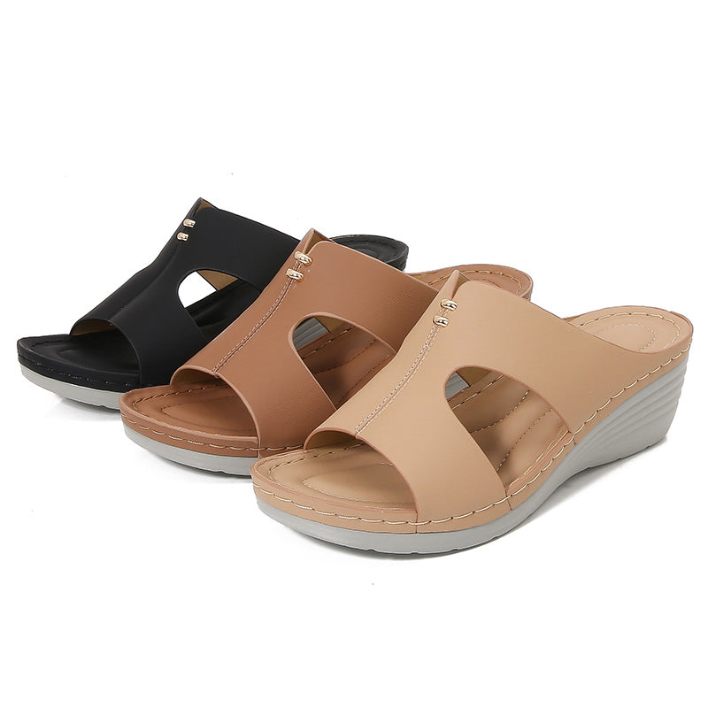15 Slippers #25031205