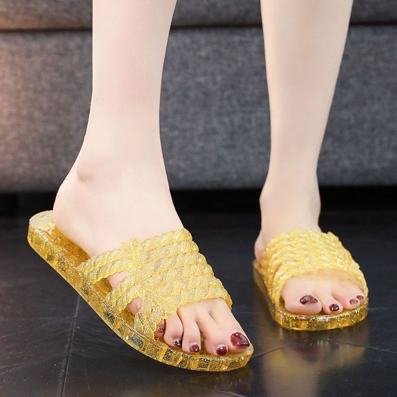 15 Slippers #25051508