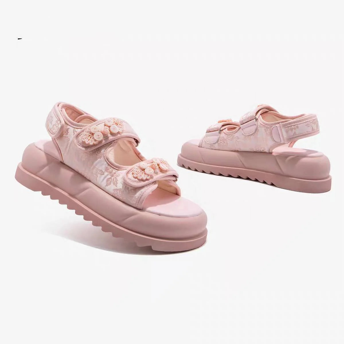 15 Slippers #25022501