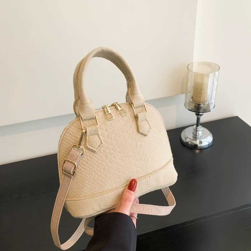 HandBag #25122888-M