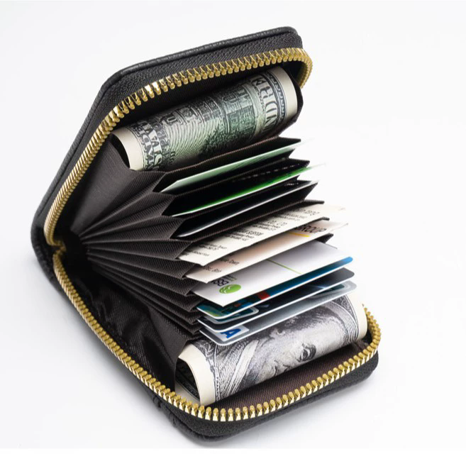 wallet #24092201 need to order more than 3 PCS in one time ( one piece price is $9.9)