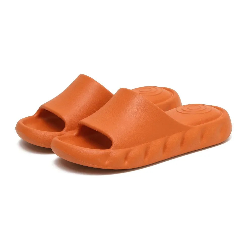 15 Slippers #24050904
