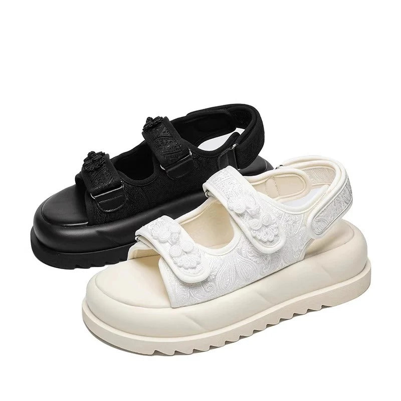 15 Slippers #25022501