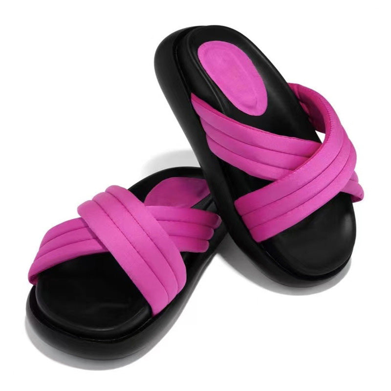 580 Slippers #24100904