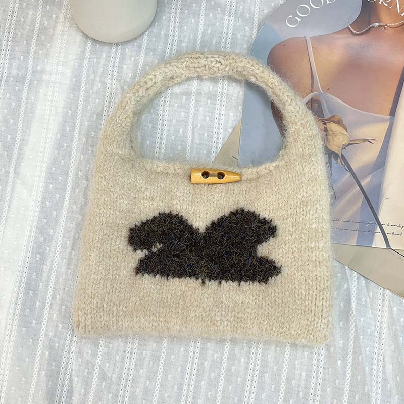 HandBag #2511404