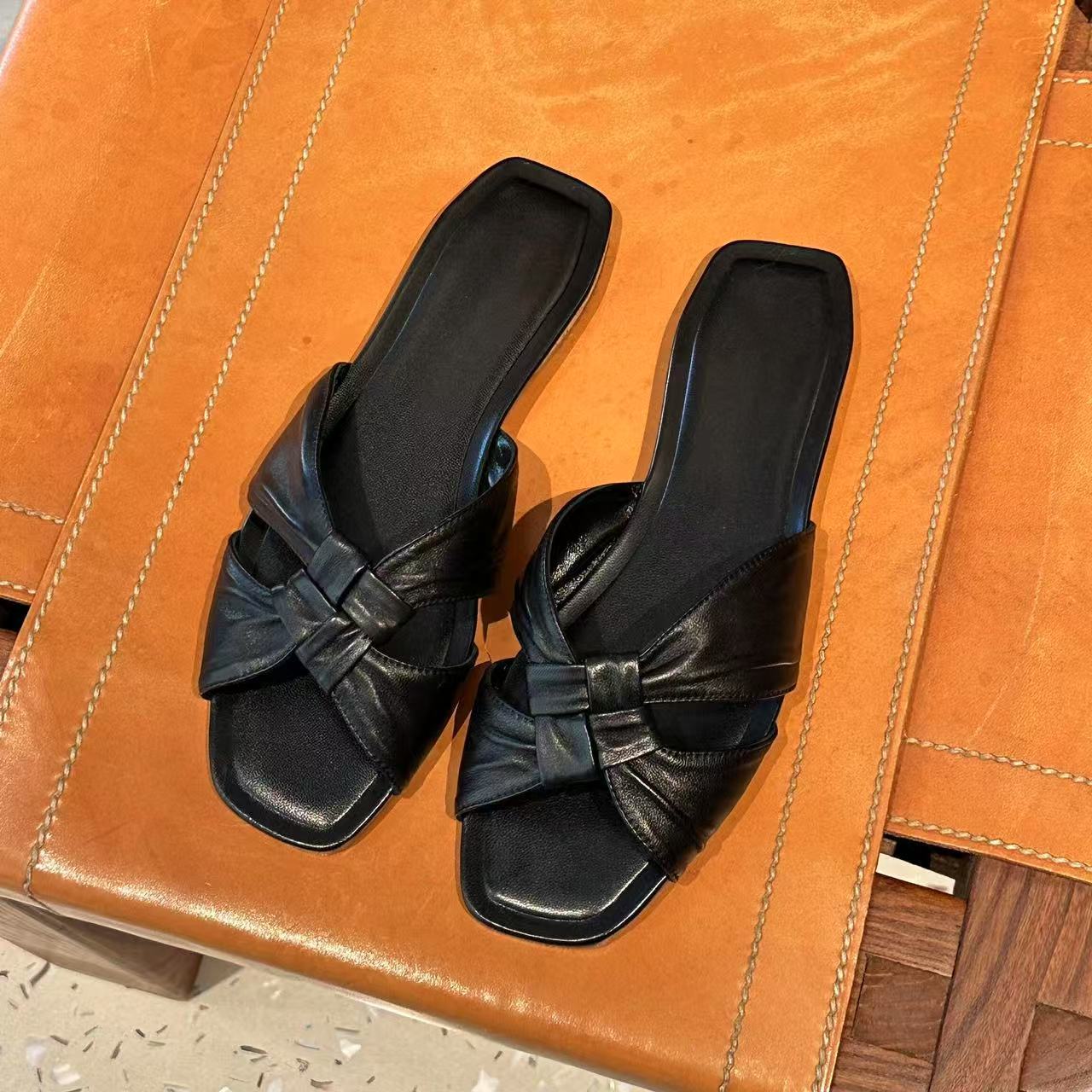 SB Slippers #25050101